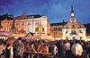 Eine besondere Atmosphäre soll künftig nachts auf dem Marktplatz herrschen. Noch vor Beginn der Adventszeit soll das neue Beleuchtungskonzept für Rathaus, Vereinshaus und den Luitpoldbrunnen umgesetzt sein. Eine besondere Atmosphäre soll künftig nachts auf dem Marktplatz herrschen. Noch vor Beginn der Adventszeit soll das neue Beleuchtungskonzept für Rathaus, Vereinshaus und den Luitpoldbrunnen umgesetzt sein.